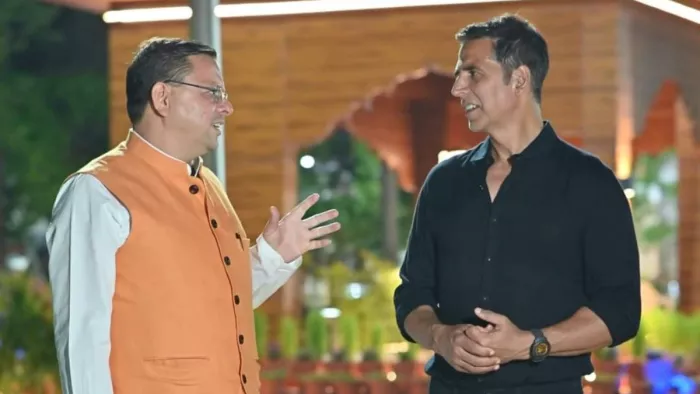 Uttarakhand: CM पुष्कर सिंह धामी से मिले अभिनेता अक्षय कुमार