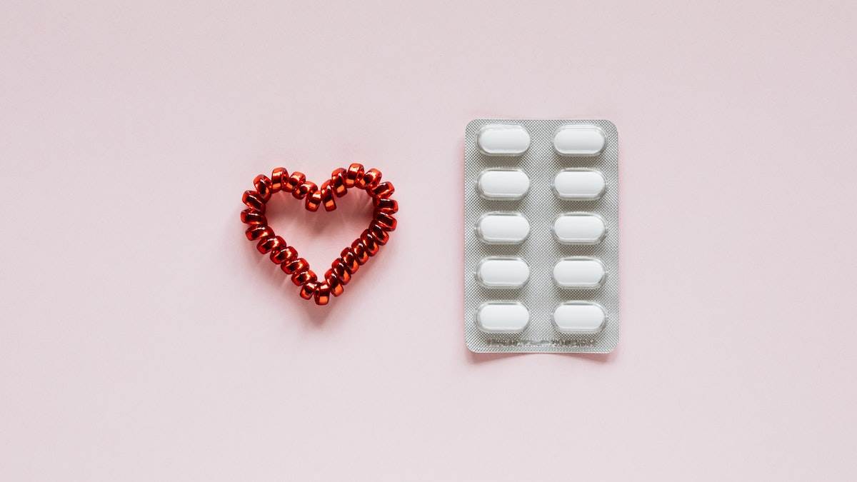 Best Iron Tablets Cover Image Source: Pexels