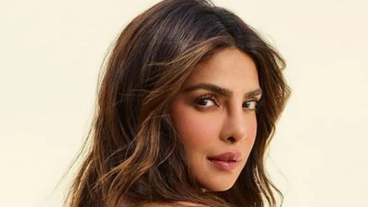 Priyanka Chopra के बोल्ड फोटोशूट ने उड़ाईं फैंस की नींदें, देसी गर्ल की तस्वीरें देखने से पहले थाम लें दिल