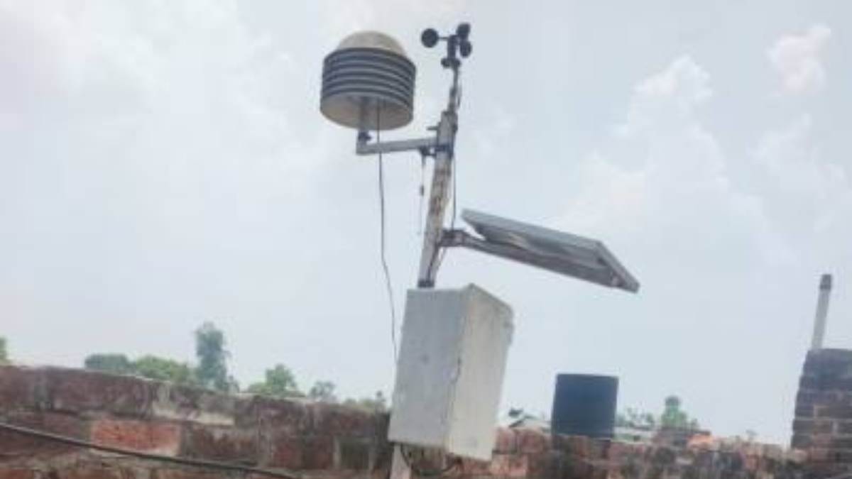 https://www.jagranimages.com/images/newimg/24052023/24_05_2023-weather_instruments_23421356.jpg