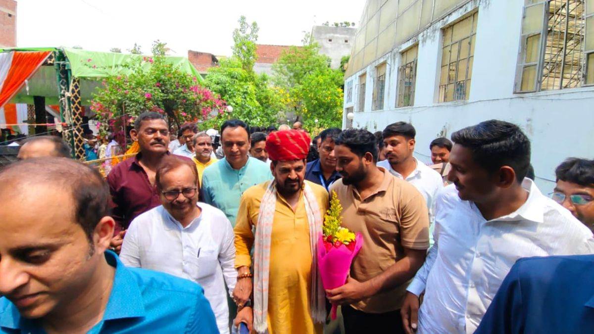 https://www.jagranimages.com/images/newimg/24052025/24_05_2025-brajbhushan_gonda_23945709.jpg