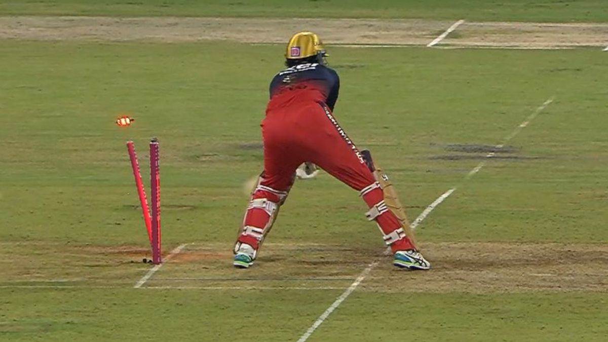 https://www.jagranimages.com/images/newimg/24052025/24_05_2025-krunal_hit_wicket_23945528.jpg
