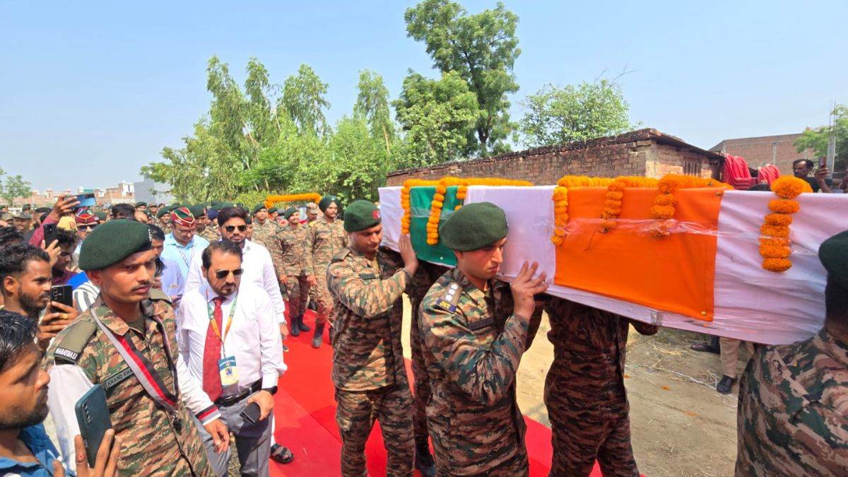 lieutenant shashank tiwari sacrifice ayodhya mourns fallen soldier