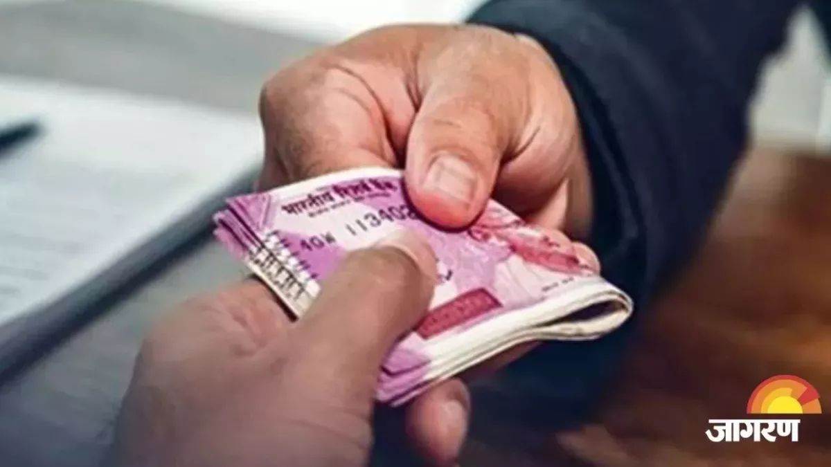 vigilance bureau raids in jayanagar zonal inspector arrested with rs 3 lakh bribe
