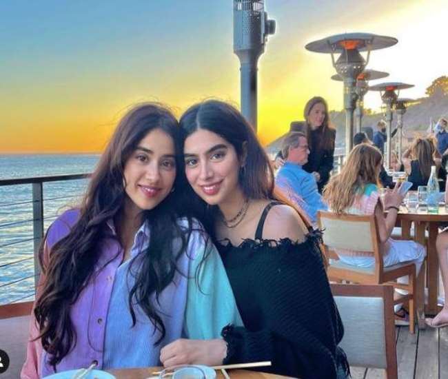 Khushi Kapoor remembers vacation, shared throwback picture with sister Janhvi Kapoor.