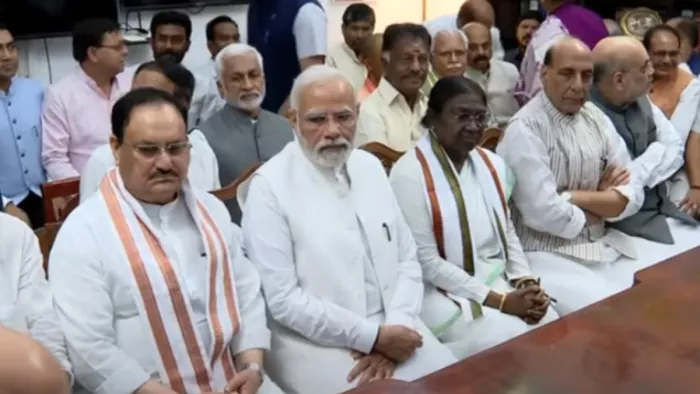 भाजपा-राजग के लगभग सभी मुख्यमंत्री और केंद्रीय मंत्री बने प्रस्तावक