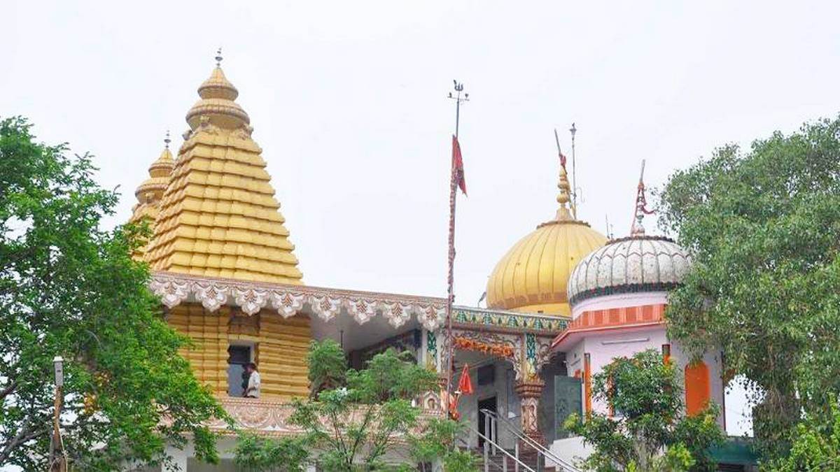 Famous Temples Hoshiarpur: पंजाब में सबसे ऊंचाई पर स्थित है प्रसिद्ध गगन जी का टिल्ला शिव मंदिर, कैलास पर्वत का कराता है आभास