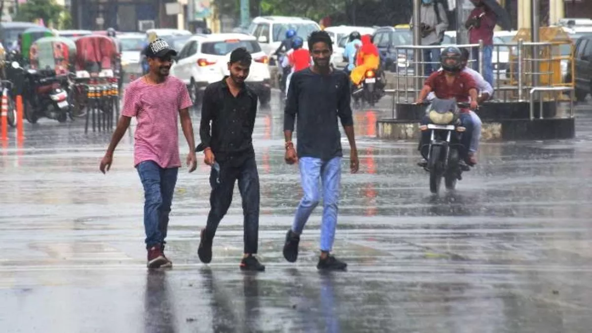 Monsoon Update: यूपी में 26 जून को पहुंचेगा मानसून, लखनऊ समेत इन जिलों में  भारी बारिश की चेतावनी - Monsoon will reach UP on June 26 warning of heavy  rain in these