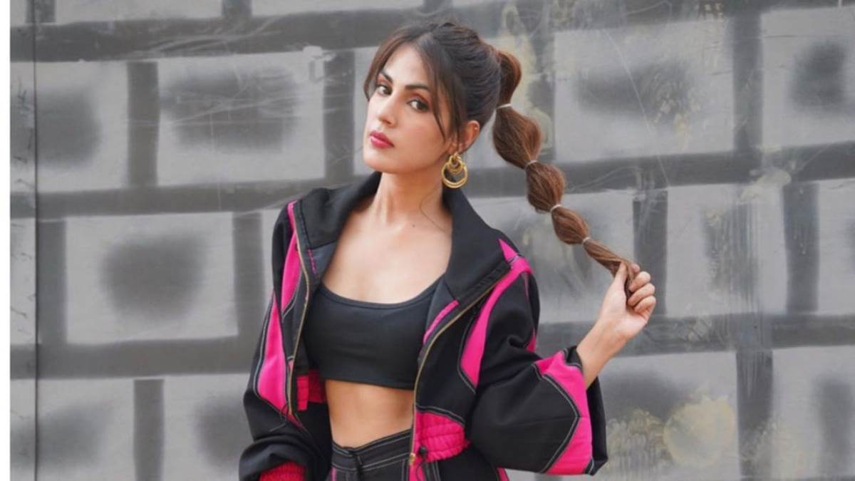 https://www.jagranimages.com/images/newimg/24062023/24_06_2023-rhea_chakraborty_23451046.jpg