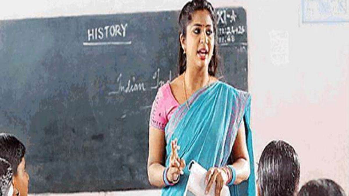https://www.jagranimages.com/images/newimg/24062023/24_06_2023-up_shiksha_mitra_23450619.jpg