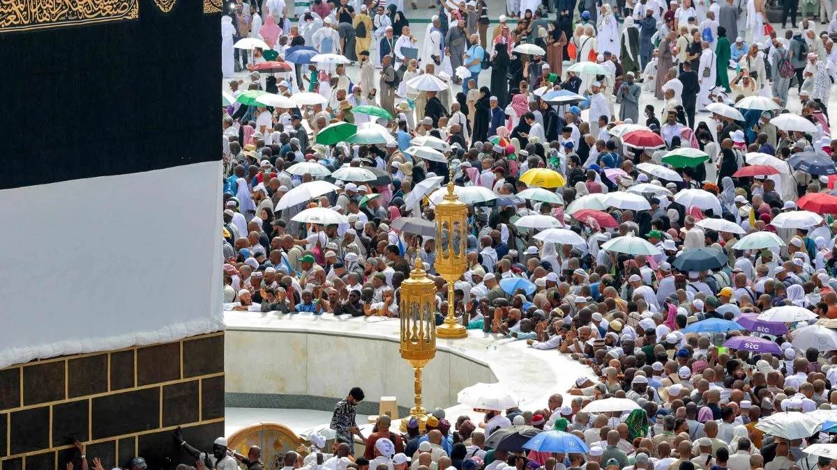 https://www.jagranimages.com/images/newimg/24062024/24_06_2024-hajj_pic_23745240.jpg
