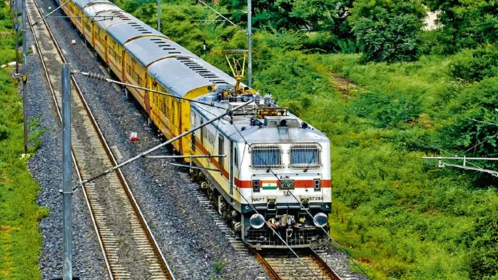 जनकपुर-अयोध्या ट्रेन का परिचालन जल्द होगा शुरू, नेपाल रेलवे के GM ने किया निरीक्षण