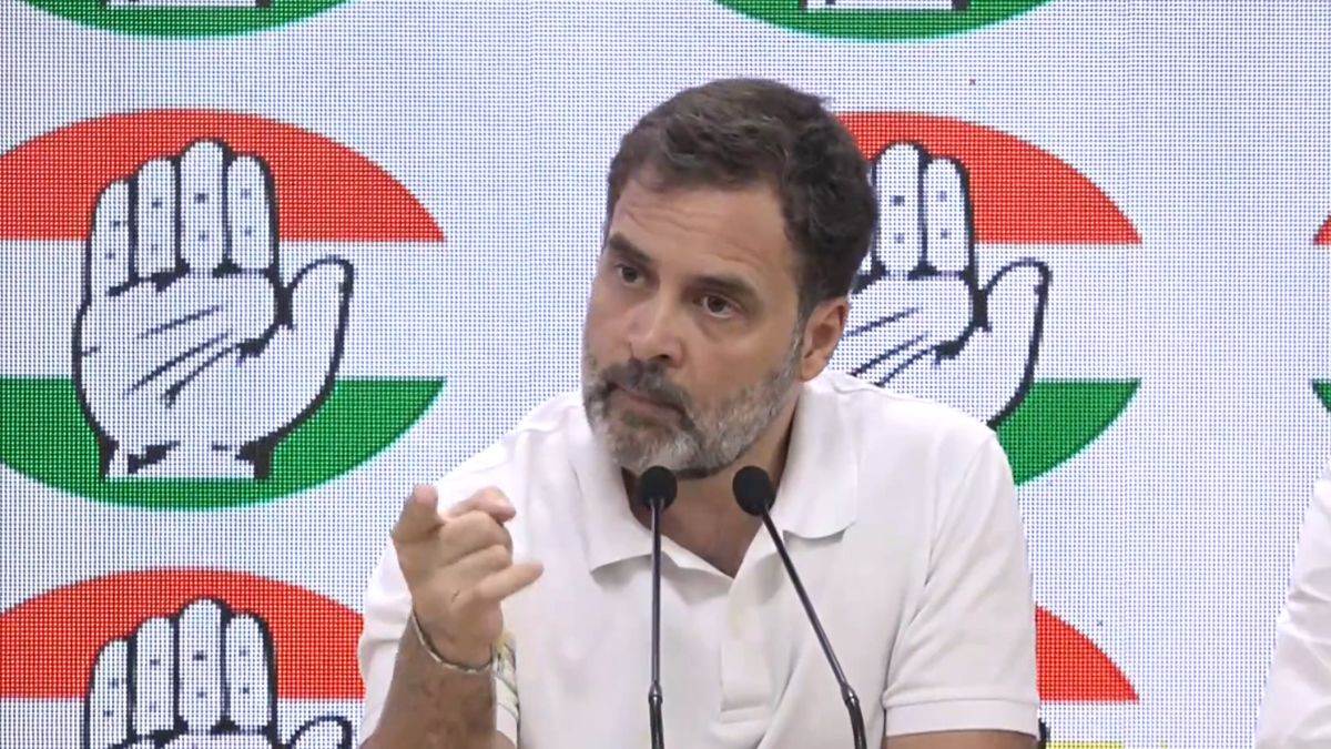 https://www.jagranimages.com/images/newimg/24062024/24_06_2024-rahul_gandhi_press_23745594.jpg