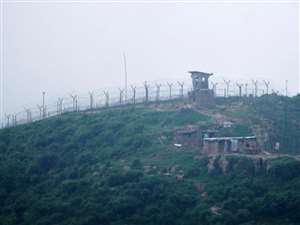 अब प्रदेश में सेना ड्रोन भेजने के मामले में पाकिस्तानी रेंजर्स का हाथ होने के सबूत जुटा रहे हैं।