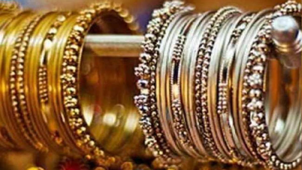 https://www.jagranimages.com/images/newimg/24072022/24_07_2022-gold_and_silver_22919517.jpg