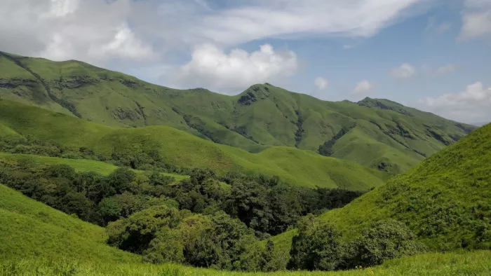 Karnataka Tourist Destinations: कर्नाटक में घूमने वाली जगहें