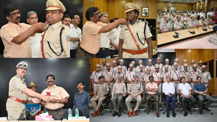 Jharkhand Police: 24 पुलिस अधिकारी प्रमोशन पाकर बने IPS, CM हेमंत ने बैज लगा किया सम्मानित