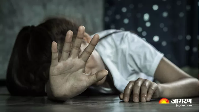 पाकुड़: BF संग घूम रही महिला से सामूहिक दुष्कर्म, आधा दर्जन से अधिक युवकों ने की दरिंदगी; प्रेमी भी फरार