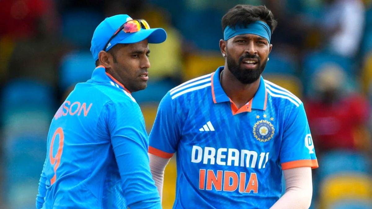 ind vs sl hardik pandya hug suryakumar yadav ahead of india vs sri lanka series puts full stop on rift rumors india t20i captaincy watch