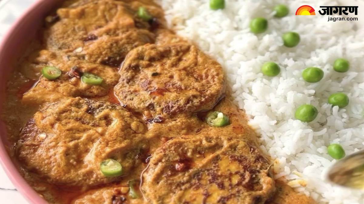 https://www.jagranimages.com/images/newimg/24072024/24_07_2024-traditional_bengali_chenar_dalna_recipe_23764561.jpg