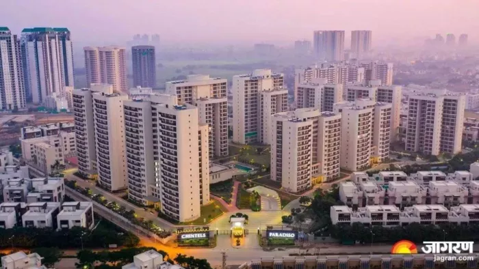 डीएलएफ सिटी में कूड़े का संकट। जागरण