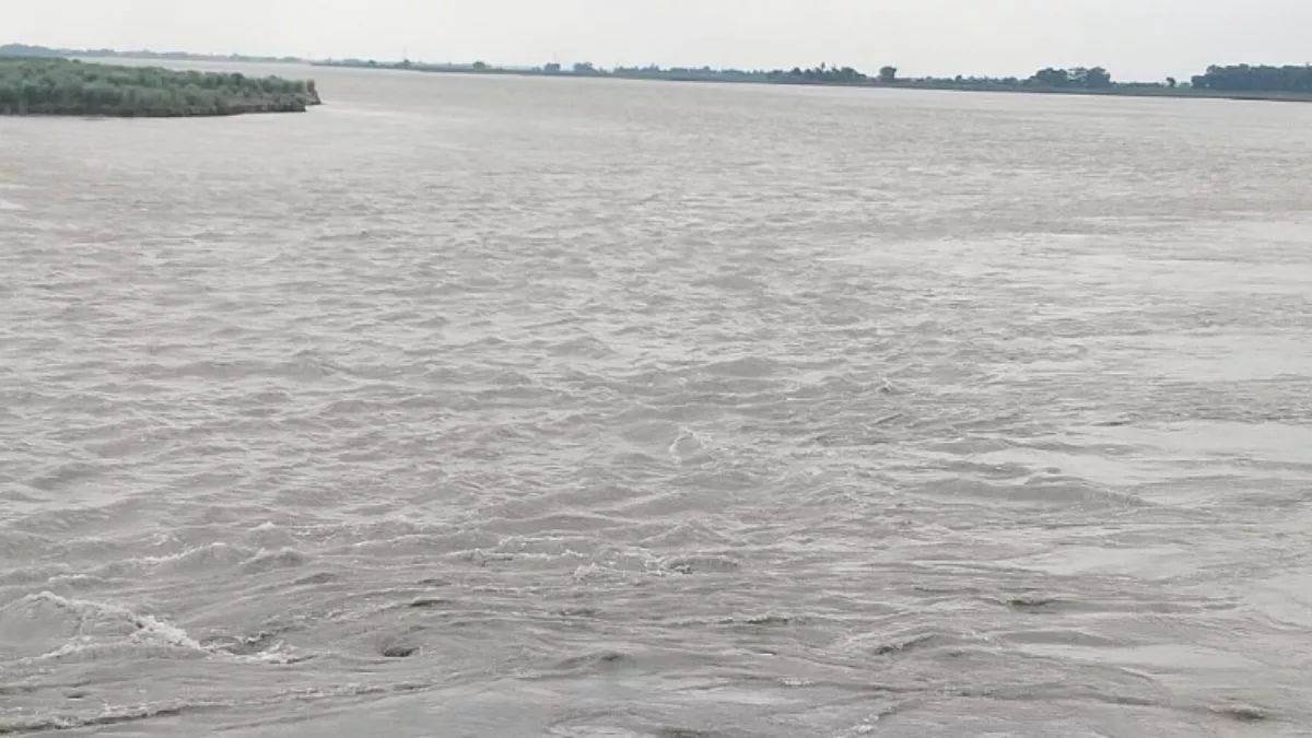 https://www.jagranimages.com/images/newimg/24072025/24_07_2025-khagaria_flood_23993117.jpg