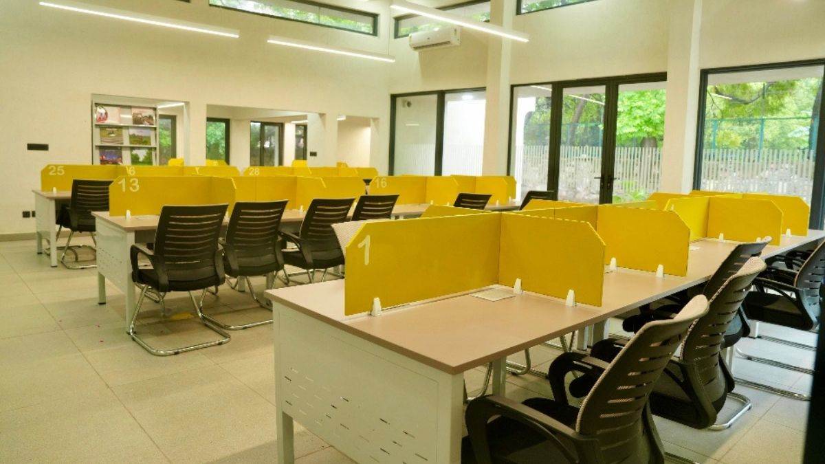 https://www.jagranimages.com/images/newimg/24072025/24_07_2025-library_in_delhi_23993521.jpg