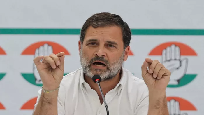 चुनाव आयोग की ओर से धोखाधड़ी की अनुमति देने के ठोस सुबूत कांग्रेस के पास: राहुल गांधी। (फाइल फोटो)