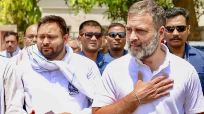 Bihar Elections राहुल-तेजस्वी का चुनाव आयोग पर हमला। (फाइल फोटो)