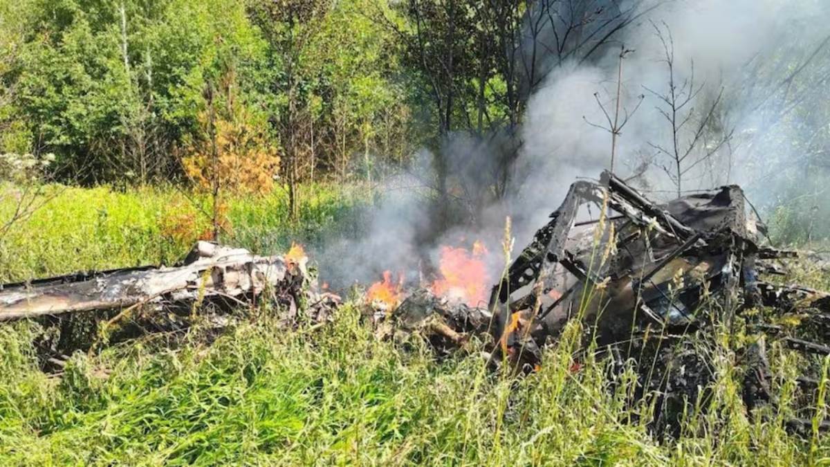 https://www.jagranimages.com/images/newimg/24072025/24_07_2025-russian_plane_23992980.jpg