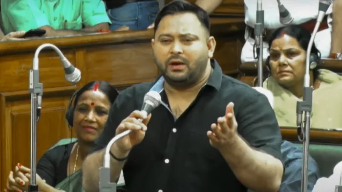 पांच वर्षों में मेरी गलती से किसी को ठेस पहुंची तो मैं माफी को तैयार : तेजस्वी