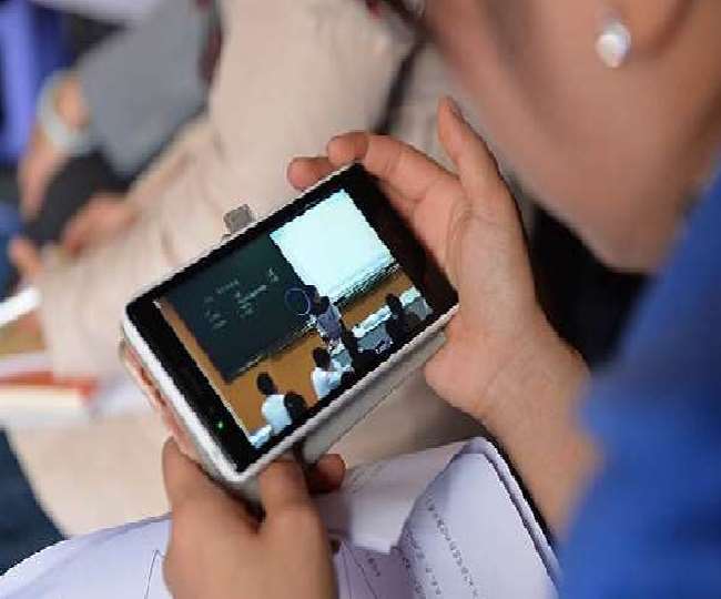 indian government announced amrit mahotsav app innovation challenge 2021 winners get rs 40 lakh reward