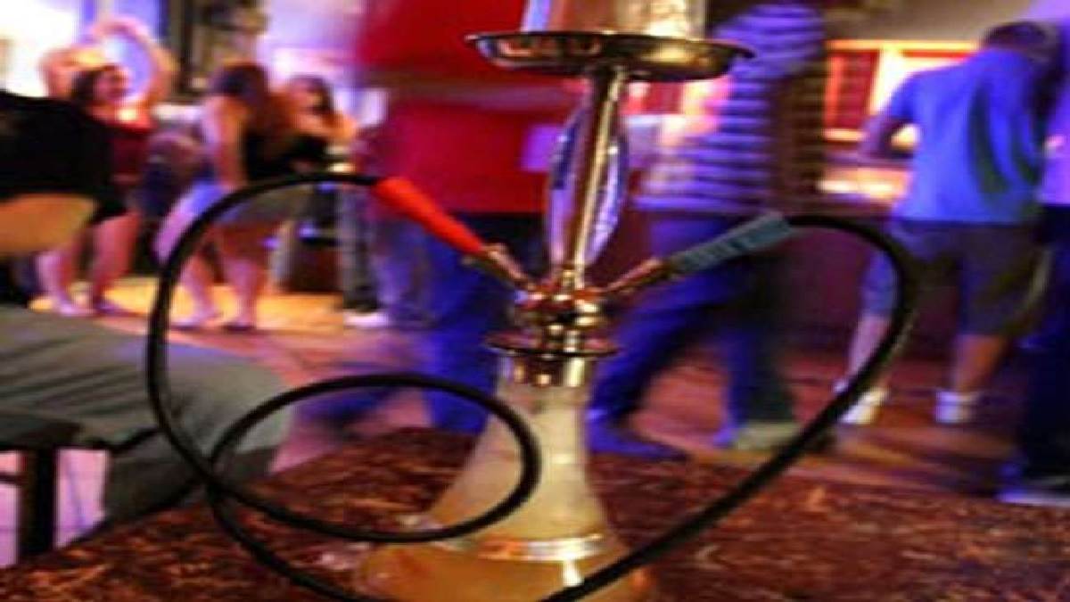 गोरखपुर में हुक्काबार चलाने वालों पर शिकंजा कसेगी पुलिस लाइसेंस निरस्त