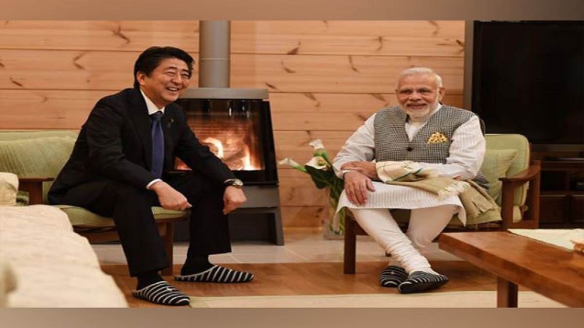 https://www.jagranimages.com/images/newimg/24082022/24_08_2022-pm_modi_shinzo_abe_23007793.jpg
