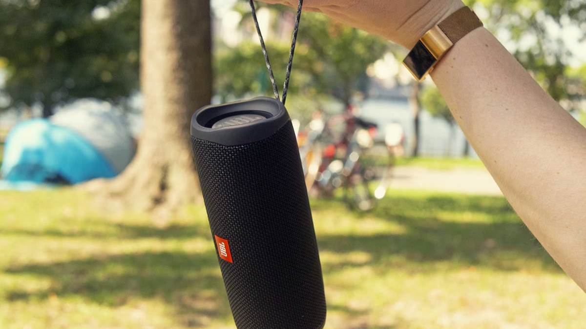 ये लेटेस्ट JBL Flip 5 स्पीकर डीजे की उड़ाएंगे धज्जियां!! धमक साउंड को सुनकर फेस्टिव सीजन में होगी मौज मस्ती