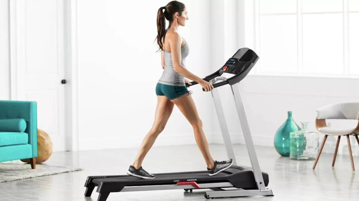 टचस्क्रीन वाली लेटेस्ट Treadmills का नहीं कोई जवाब!! रखती हैं आपकी सेहत का ख्याल, भारी से भारी वजन भी होगा कम
