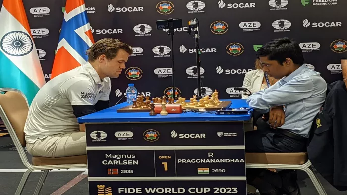 टाईब्रेकर में Magnus Carlsen ने R Praggnanandhaa को हराया, पहली बार जीता चेस विश्व कप का खिताब