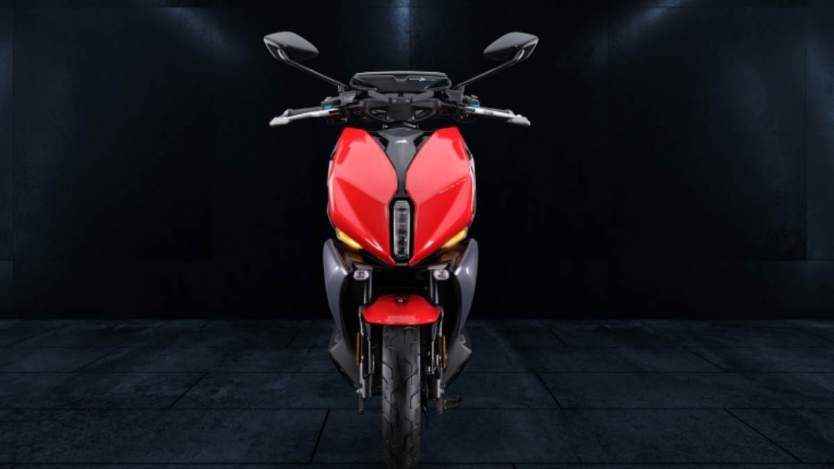 https://www.jagranimages.com/images/newimg/24082023/24_08_2023-tvs_x_electric_scooter_23510616.jpg