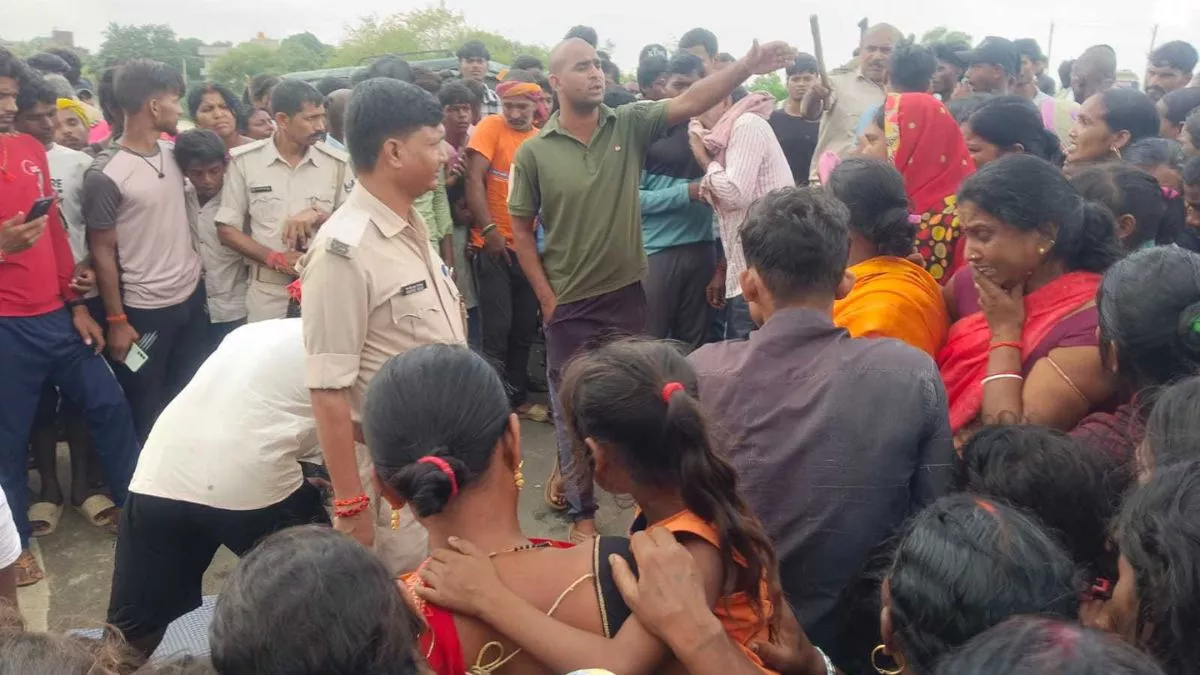 पटना में बच्चों संग नदी में कूदी महिला, बेटी का मिला शव; मां की तलाश जारी
