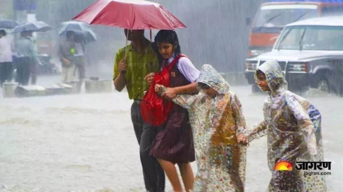 https://www.jagranimages.com/images/newimg/24082025/24_08_2025-rain_demo_picture_24023101.jpg