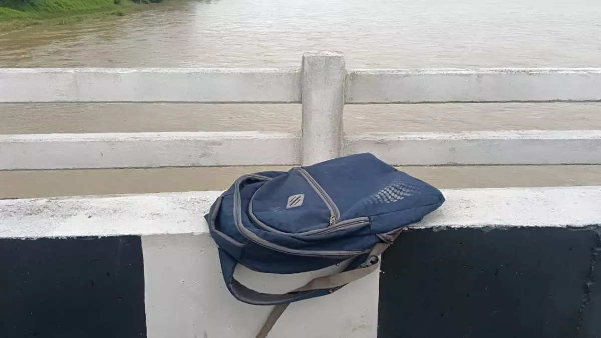 Odisha News: पहले पिया फिनायल और फिर लगा महानदी में लगा दी छलांग, मछुआरों ने नाबालिग को बचाया