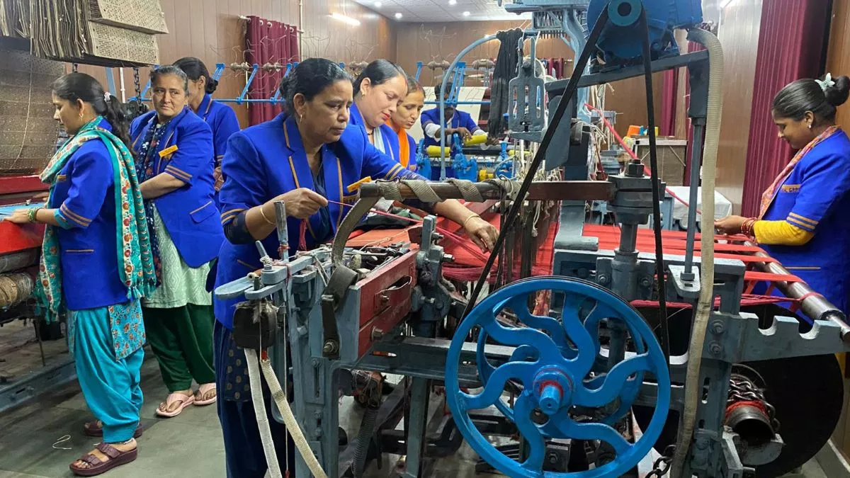 विचार: श्रम बल में बढ़े महिलाओं की हिस्सेदारी, आधी आबादी से ही होगा विकसित भारत का निर्माण