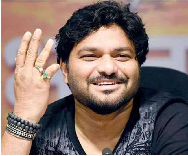 बाबुल सुप्रियो ने अपनी सांसद निधि की शेष राशि विभिन्न प्रकल्पों के लिए आवंटित की