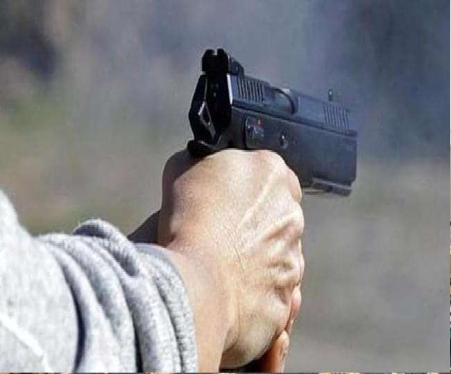 छत्तीसगढ़: बीजापुर बस में हुई फायरिंग, CRPF हेड कांस्टेबल की मौत सहित एक शख्स घायल