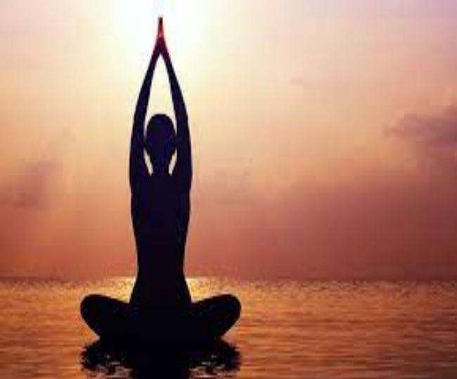 सरकारी स्कूलों में देशभक्ति की पाठशाला शुरू होने जा रही है।