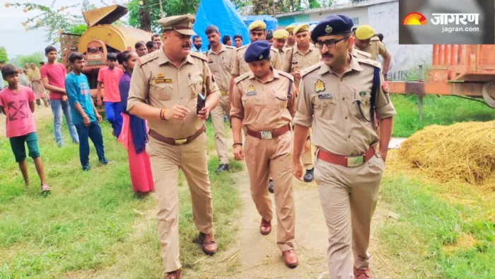 घटनास्थल पहुंचे बस्ती पुलिस अधीक्षक गोपाल कृष्ण चौधरी। - जागरण