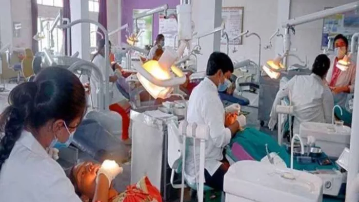 14 साल से स्वास्थ्य विभाग में डेंटिस्ट नहीं निकला एक भी पद