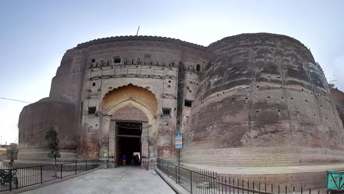 धीरे-धीरे खस्ताहाल हो रहा बठिंडा का किला मुबारक