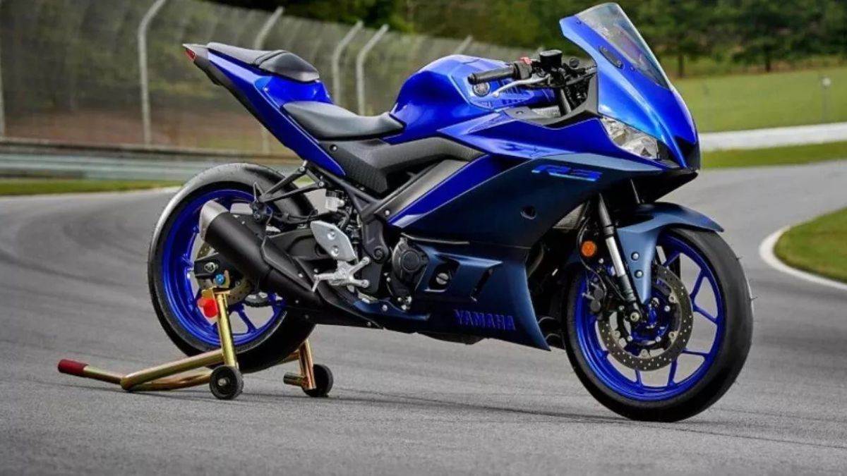 yamaha r3 and mt03 introduced in motogp bharat