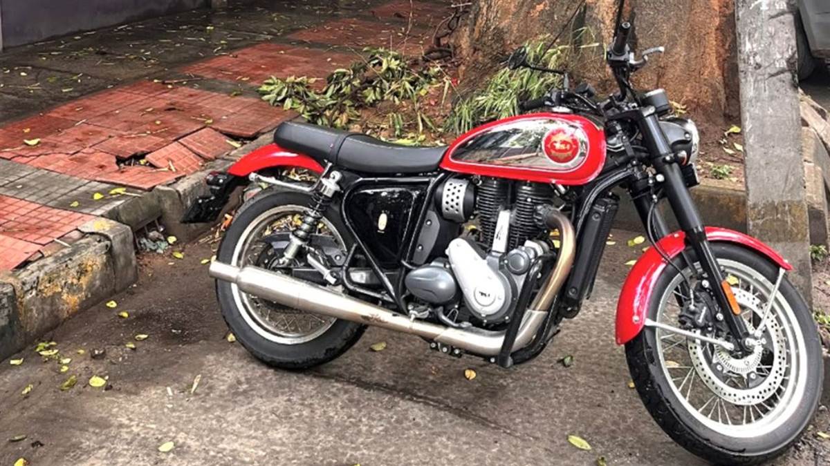 https://www.jagranimages.com/images/newimg/24092025/24_09_2025-bsa_goldstar_020317_24058200.jpg
